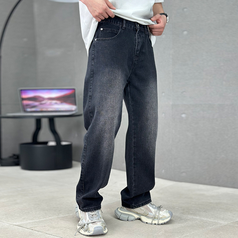 Men’s Wide-Leg Washed Denim Jeans with Five-Pocket Design