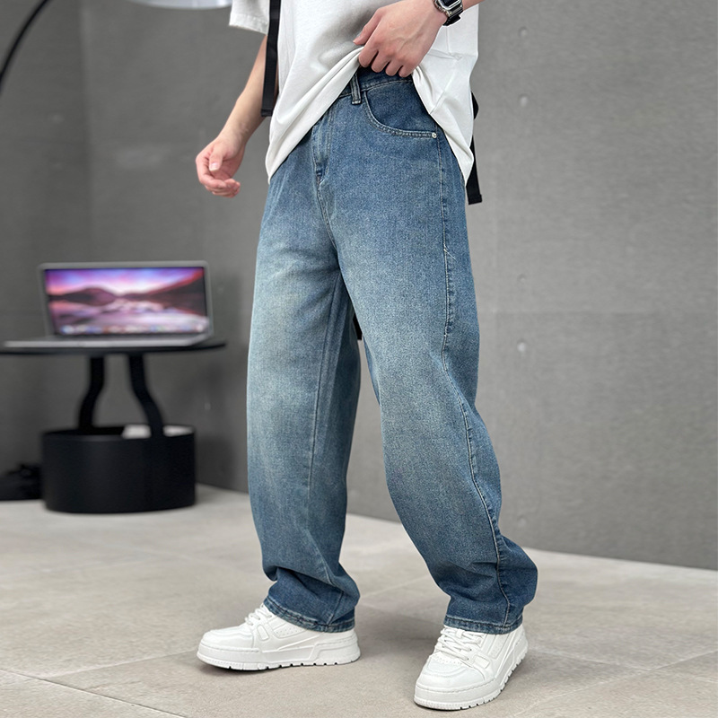 Men’s Wide-Leg Washed Denim Jeans with Five-Pocket Design