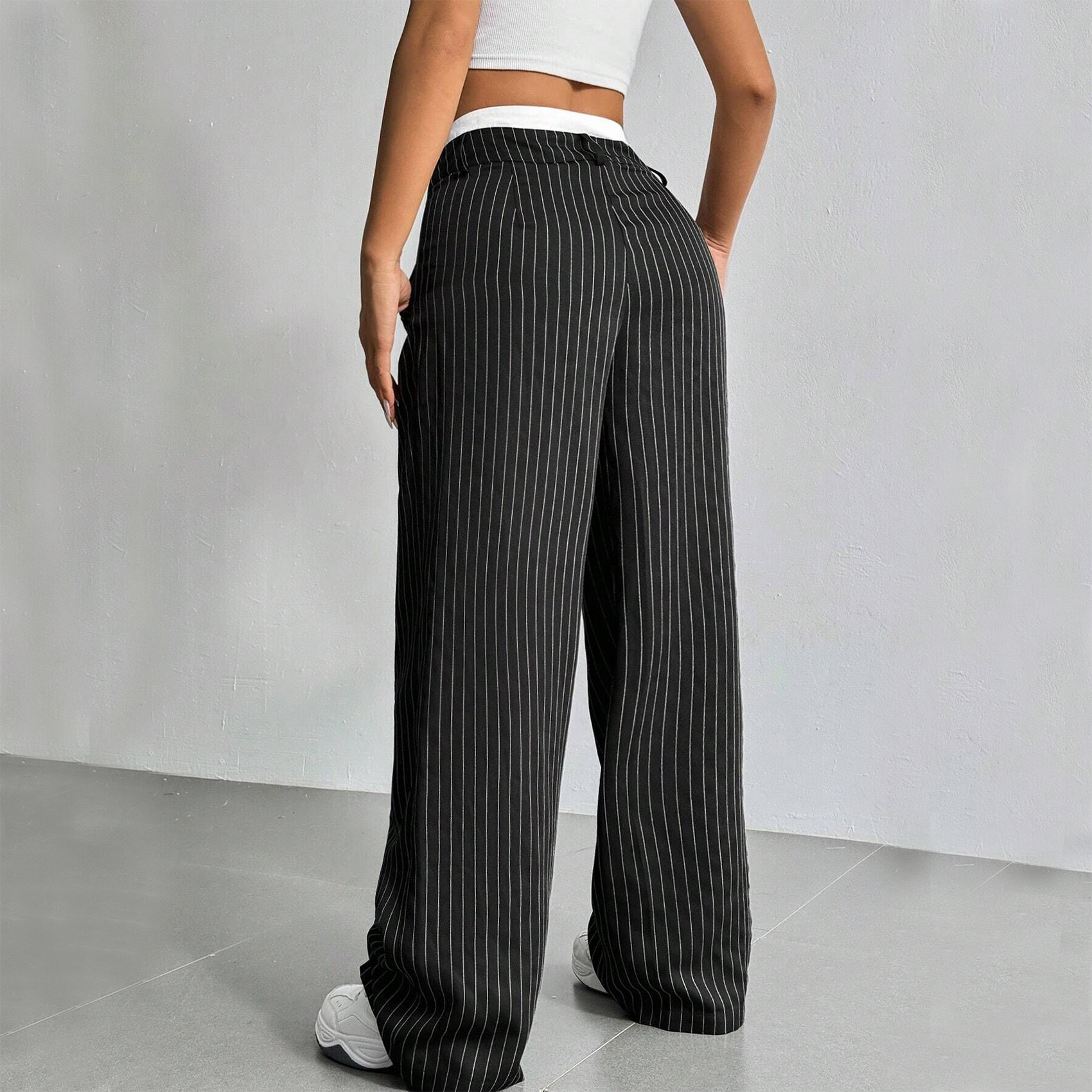 Women's High-Waisted Pinstripe Wide-Leg Trousers With Pockets