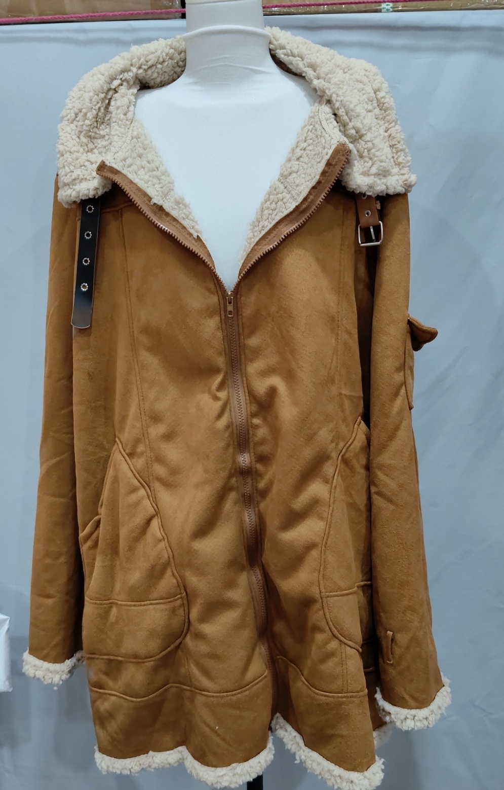 Men’s Shearling-Trim Zip Jacket with Multiple Pockets