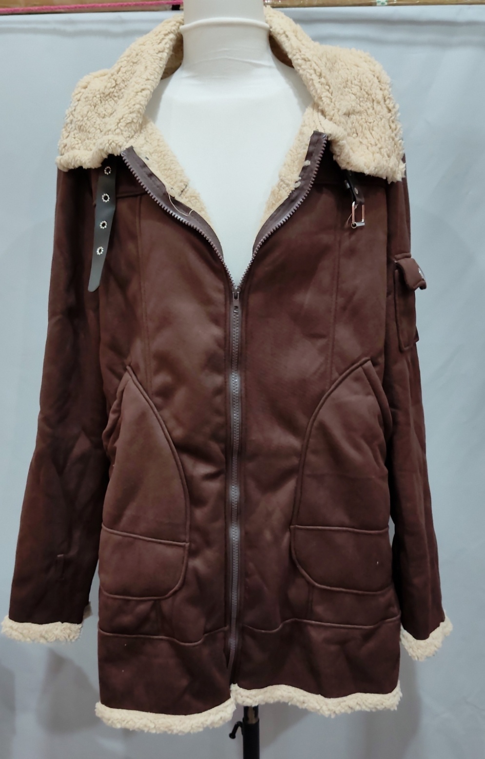Men’s Shearling-Trim Zip Jacket with Multiple Pockets