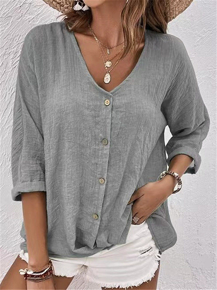 Women's Loose V-Neck Button-Front Three-Quarter Sleeve Cardigan