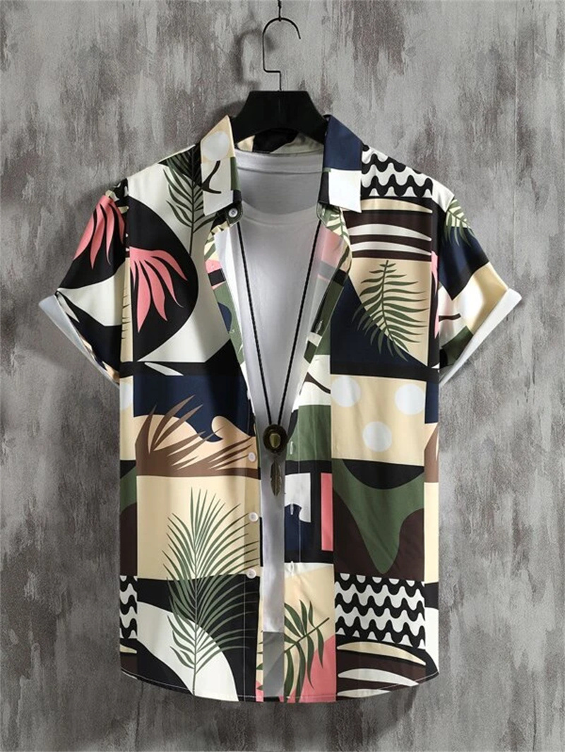 Men's Short Sleeve Button Front Patterned Shirt