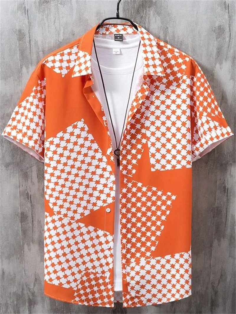 Men's Short Sleeve Button Front Patterned Shirt