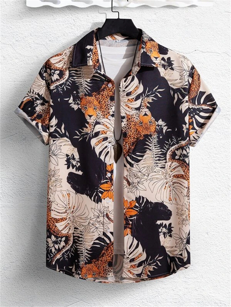Men's Short Sleeve Button Front Patterned Shirt