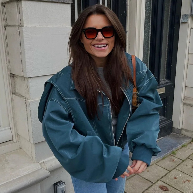 Women’s Lapel Zip Front Jacket with Contrast Stitching