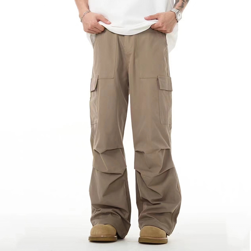Men’s Khaki Straight-Leg Cargo Trousers with Utility Pockets
