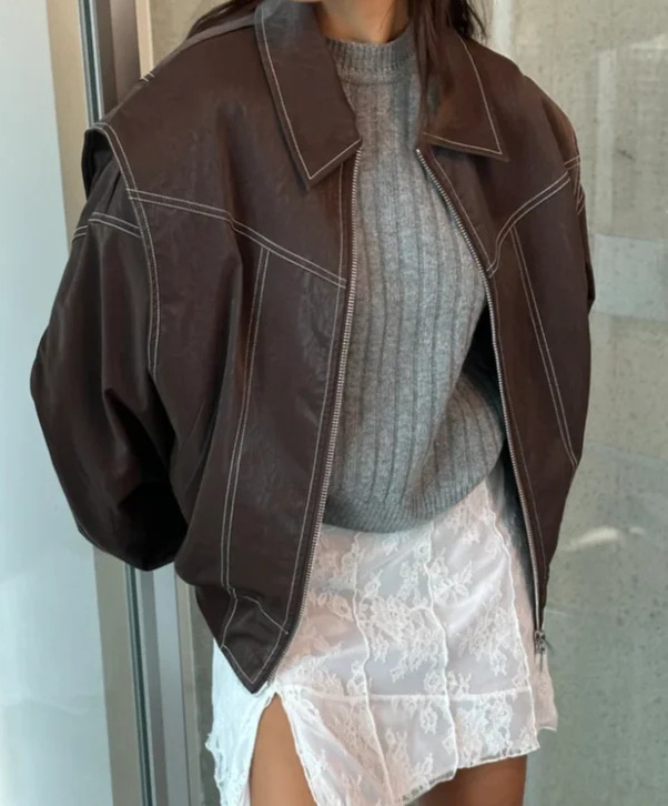 Women’s Lapel Zip Front Jacket with Contrast Stitching