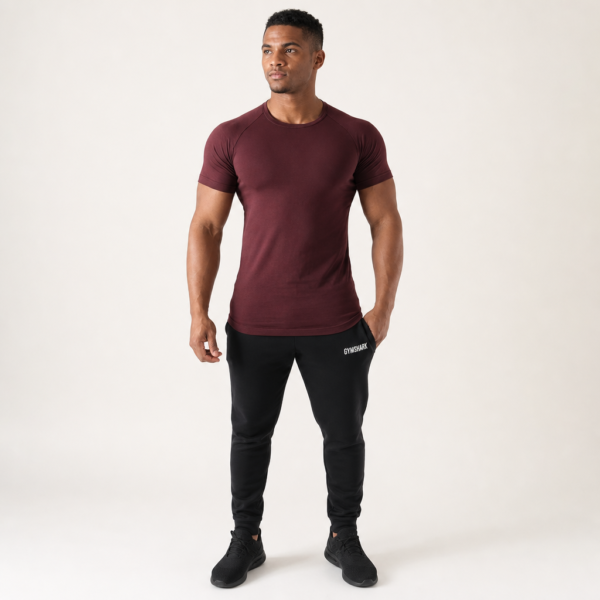 Men’s Fitted Short-Sleeve Raglan T-Shirt