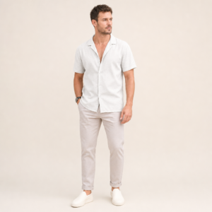 Men’s Short Sleeve Button-Front Shirt with Lapel Collar