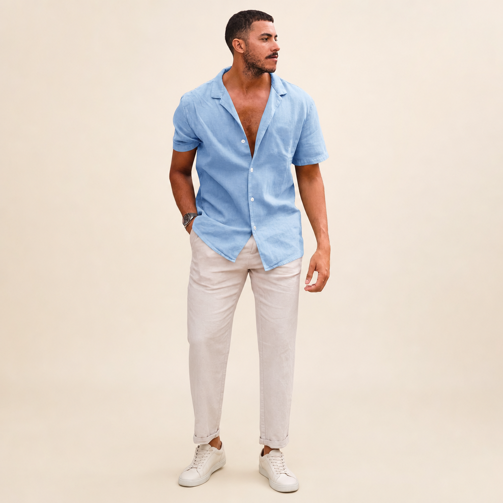 Men’s Short Sleeve Button-Front Shirt with Lapel Collar in Colour: Sky Blue